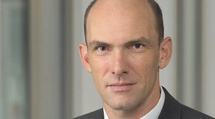 Dr. Henning Schulze-Lauen